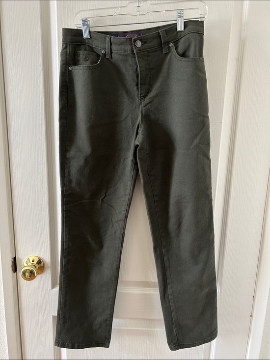 Gloria Vanderbilt Pants - Gloria Vanderbilt Amanda Straight Leg Pants Olive Green Size 6S Short